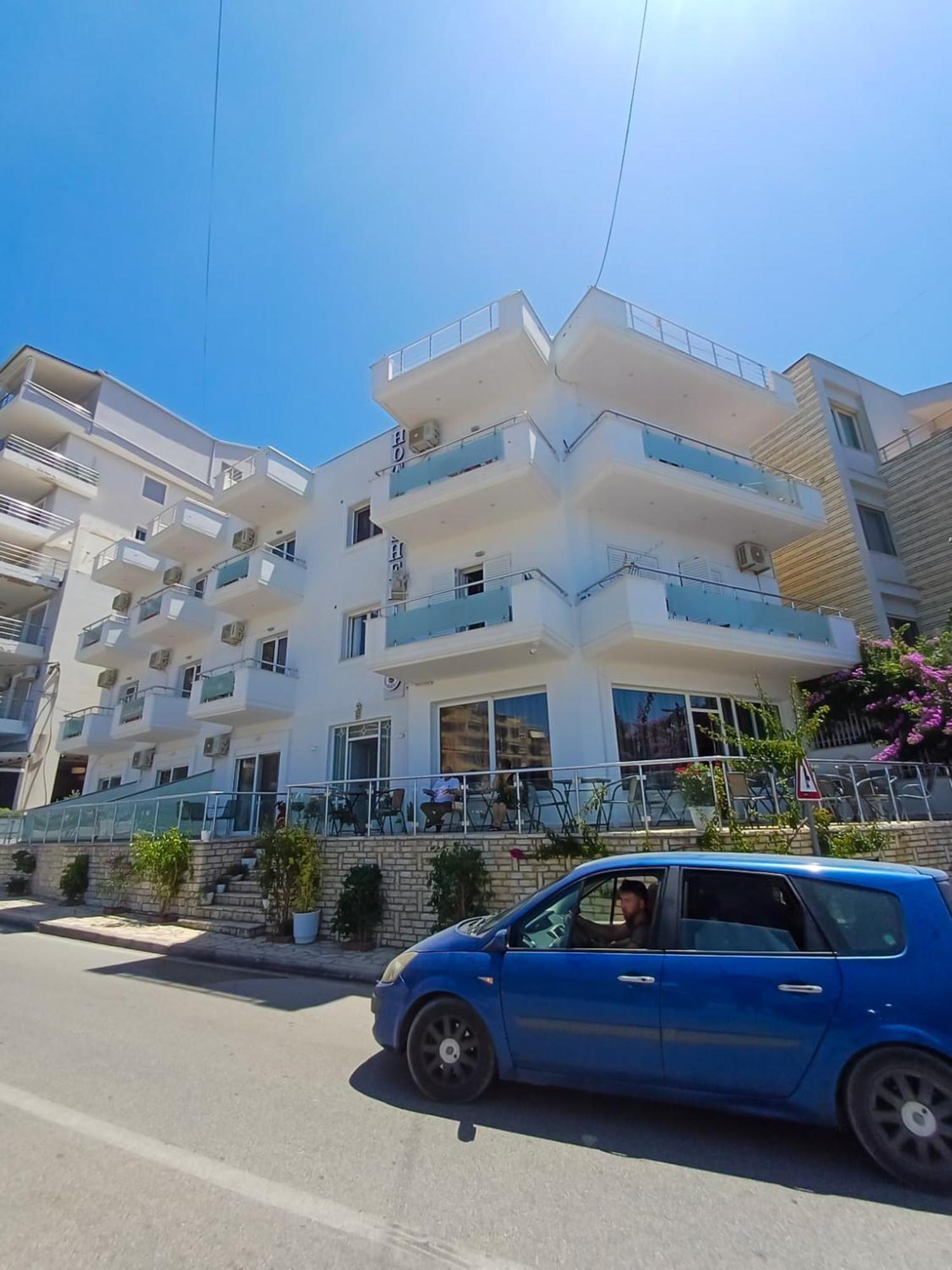 Hotel Sherifi Sarandë Exteriör bild